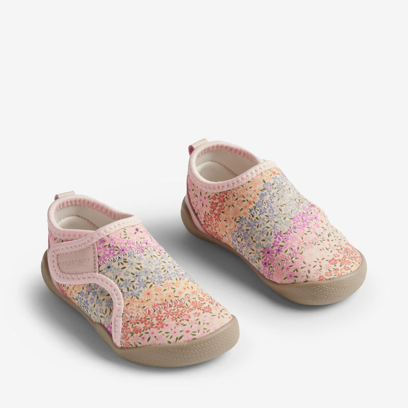 Wheat Footwear Beach Shoe Shawn Swimwear 9506 rainbow flowers