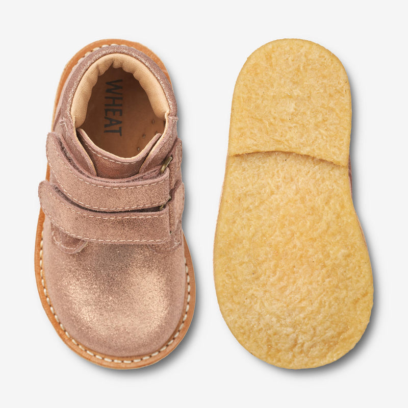 Wheat Footwear Raden Velcro Shine | Baby Prewalkers 2026 rose
