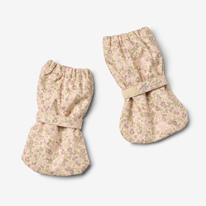 Wheat Outerwear Rain Booties Como Accessory 9521 rose flower field