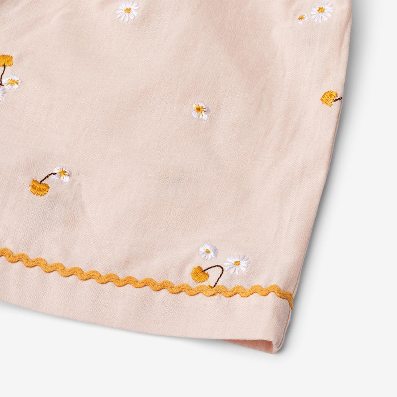 Wheat Main Shorts Lace Silja Shorts 9435 powder yellow cherries