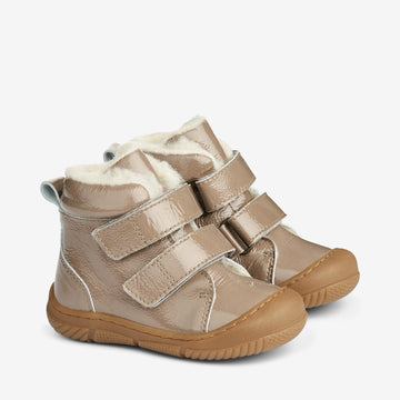 Wheat Footwear Snugga Wool Patent | Baby Prewalkers 0090 taupe
