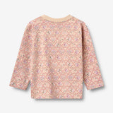 Wheat Main T-shirt L/S Dixie T-Shirt 9876 magenta heart flowers